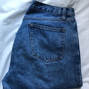 Brandy Melville 90s Straight Denim